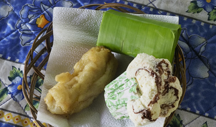 Lemper, Pisang Goreng en Roti Kukus