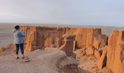 Flaming Cliffs in Bayanzag  Mongolie