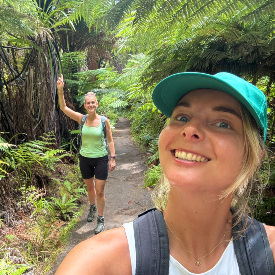 In Nieuw-Zeeland voelt geen reisdag hetzelfde. Achter elke bocht wacht een nieuw uitzicht: gletsjers en fjorden, heldere meren, groene bergen en stranden met turquoise water. Nieuw-Zeeland is puur natuur, indrukwekkend zonder te overdrijven.